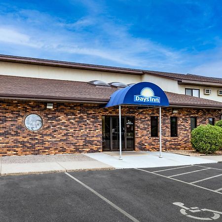 Days Inn By Wyndham Monticello Dış mekan fotoğraf